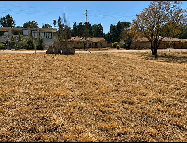 1,952M² VACANT LAND FOR SALE IN HENLEY ON KLIP